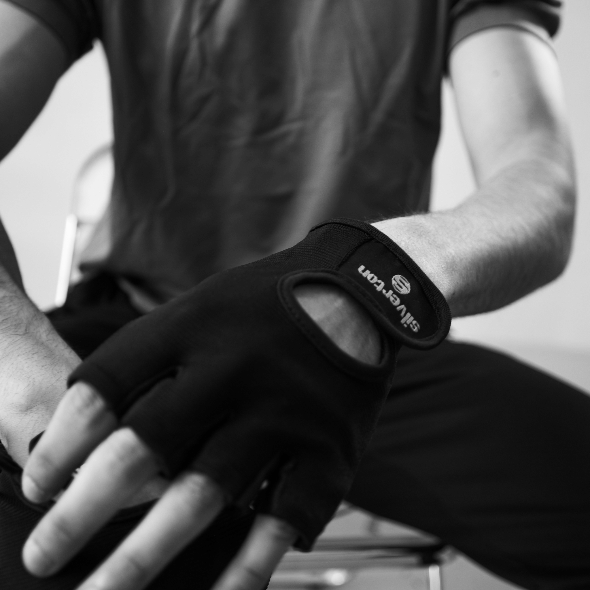 deuser-fitnesshandschuh-comfort image 2