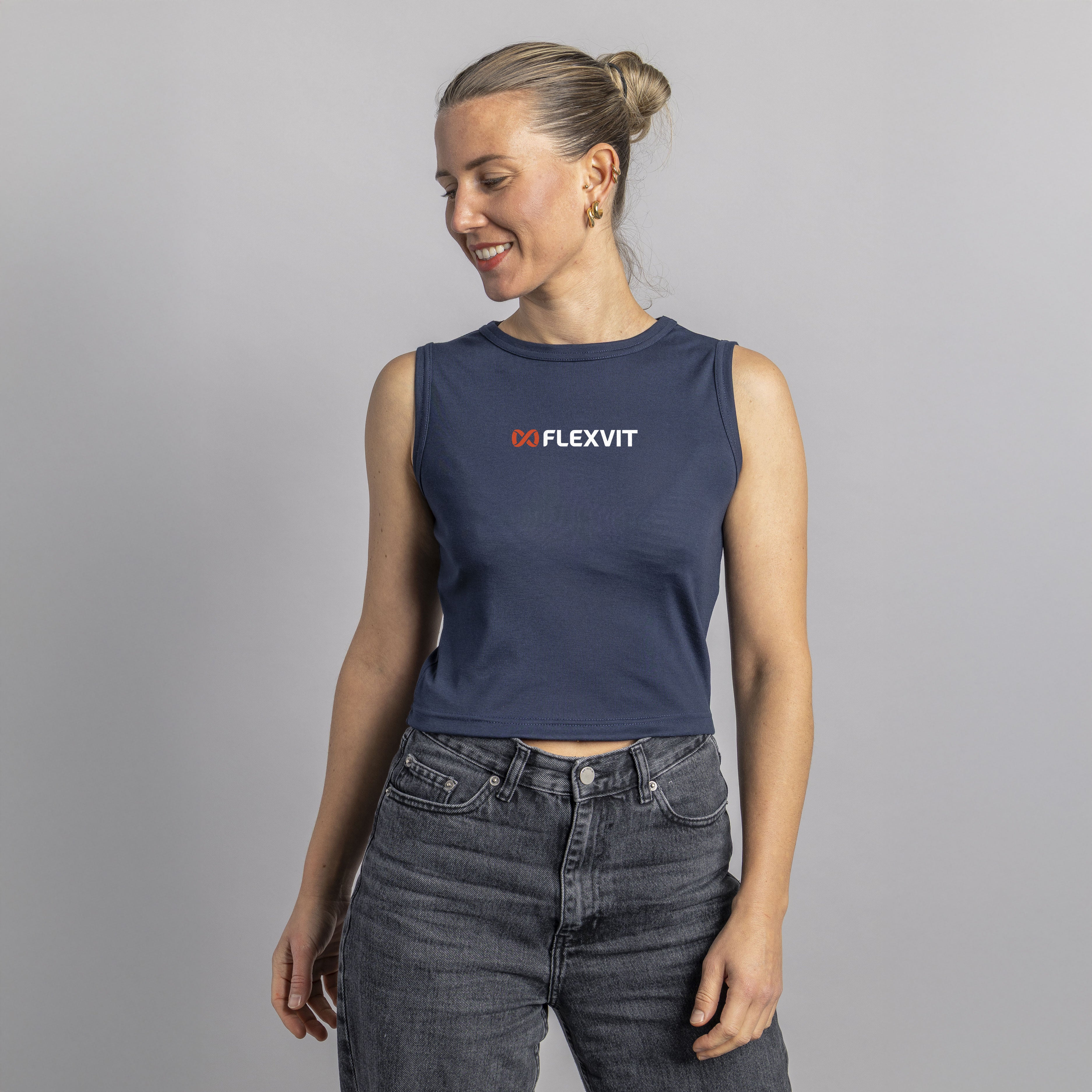 flexvit-cropped-top-navy-damen-t-shirt image 1